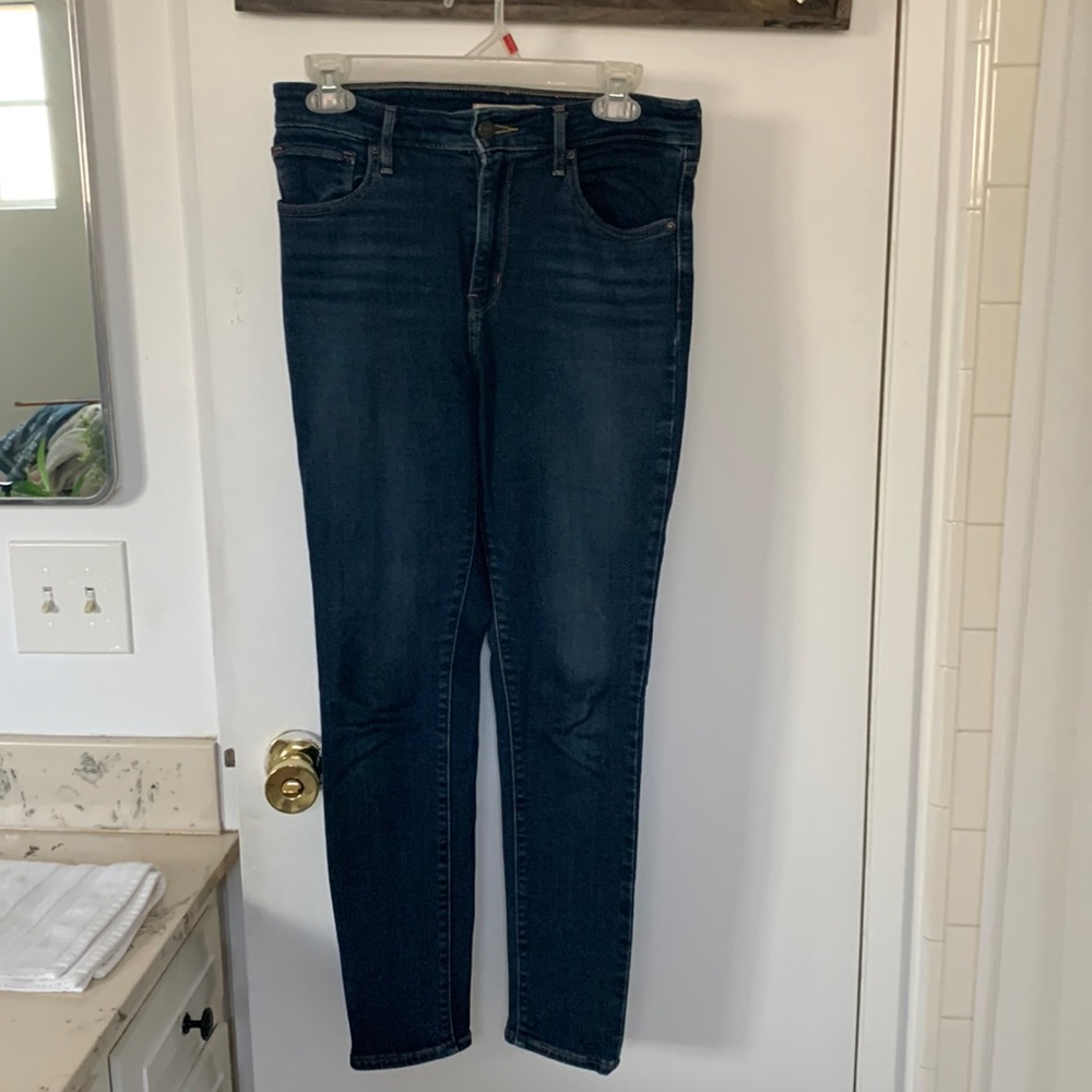 Levis 721 high rise skinny ankle jeans
